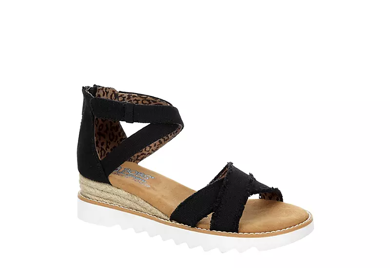 Skechers Womens Desert Kiss Hi - Savvy Sleek - Black 1 Skechers Womens Desert Kiss Hi - Savvy Sleek - Black